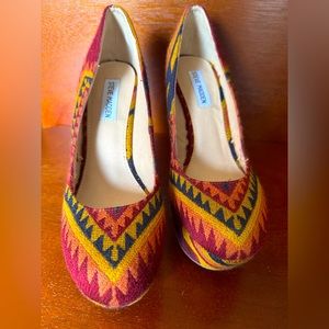 Steve Madden Fanric Wedges - Size 10